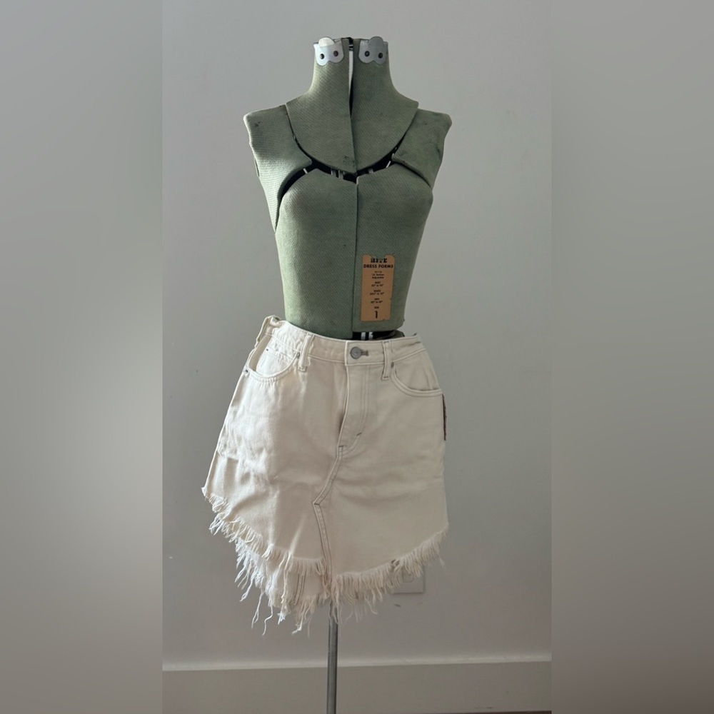 Free People | Cream Frayed Skirt | 25